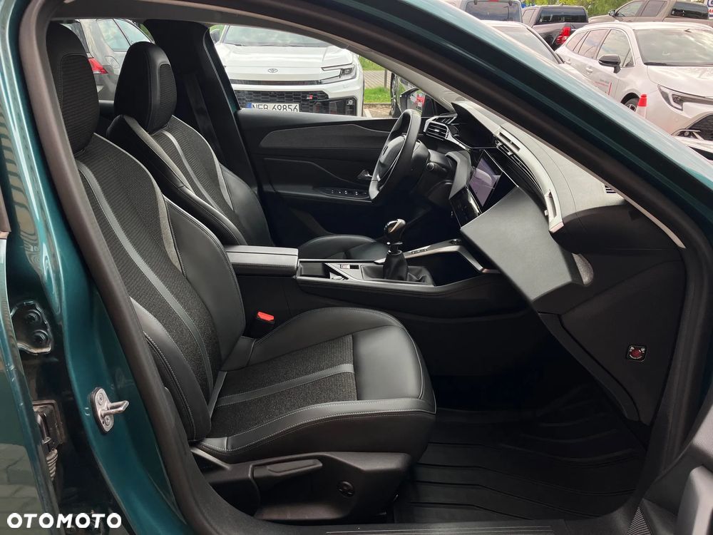 Peugeot 308 1.2 PureTech Allure Pack S&S - 16