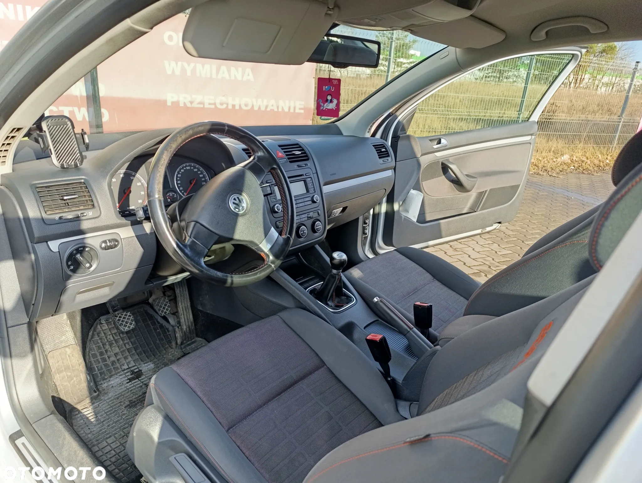 Volkswagen Golf - 14