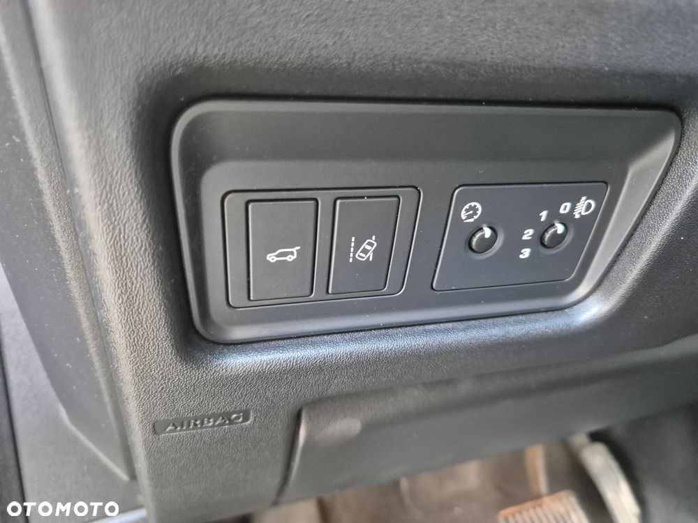 Land Rover Discovery Sport SD4 HSE Luxury - 12