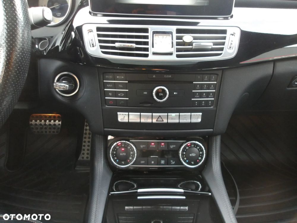 Mercedes-Benz CLS - 13