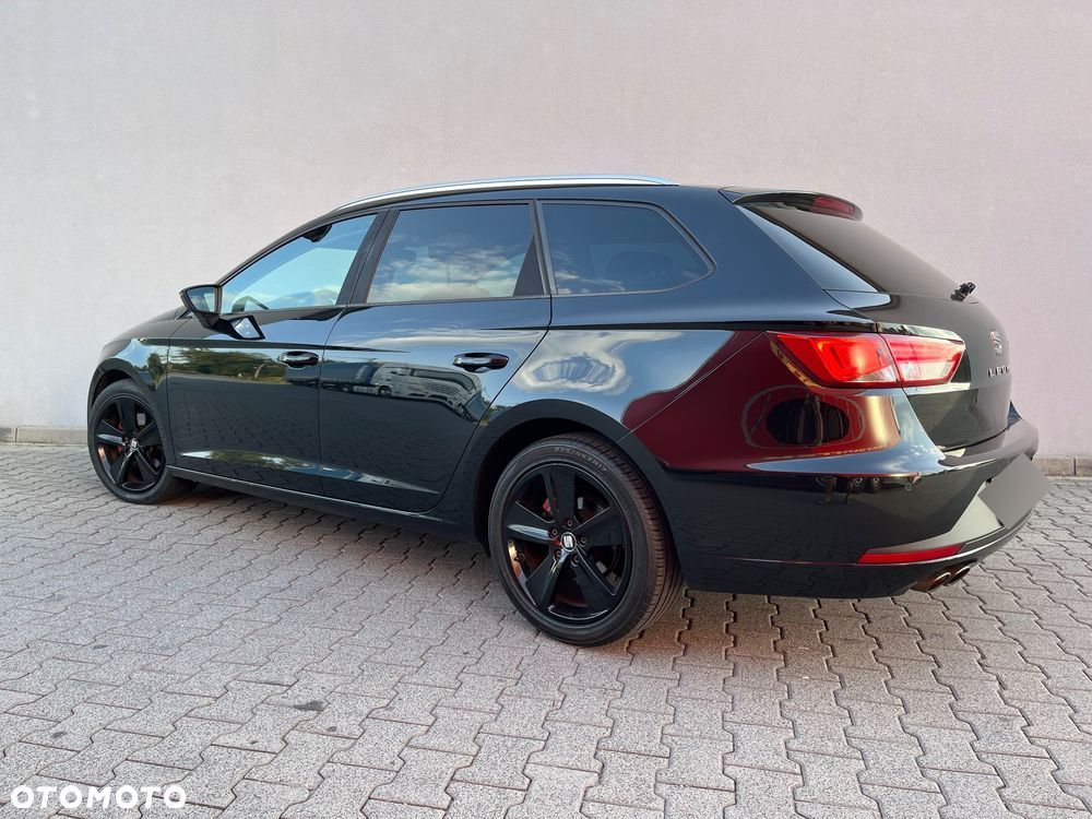 Seat Leon 2.0 TDI FR Black S&S - 16