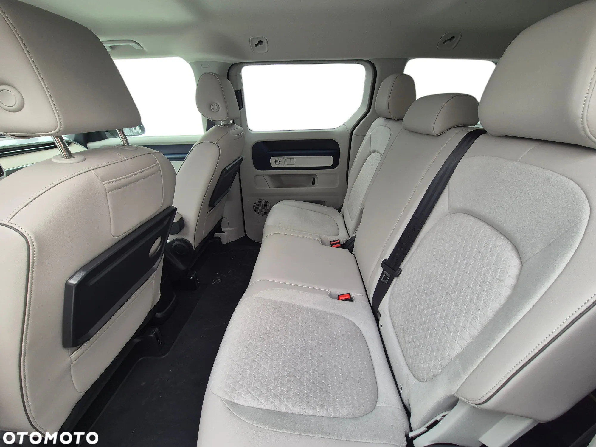 Volkswagen ID. Buzz 82kWh Pro - 5