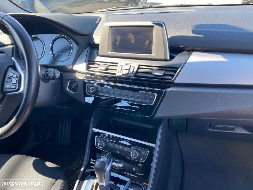 BMW 225xe Active Tourer Advantage - 7