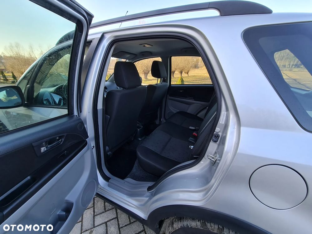 Suzuki SX4 - 14