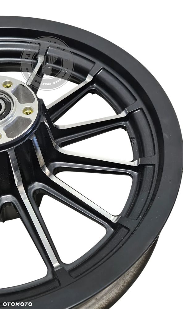 Felga tył 16x3.00 Harley Davidson Sportster Iron 47878-09A - 3