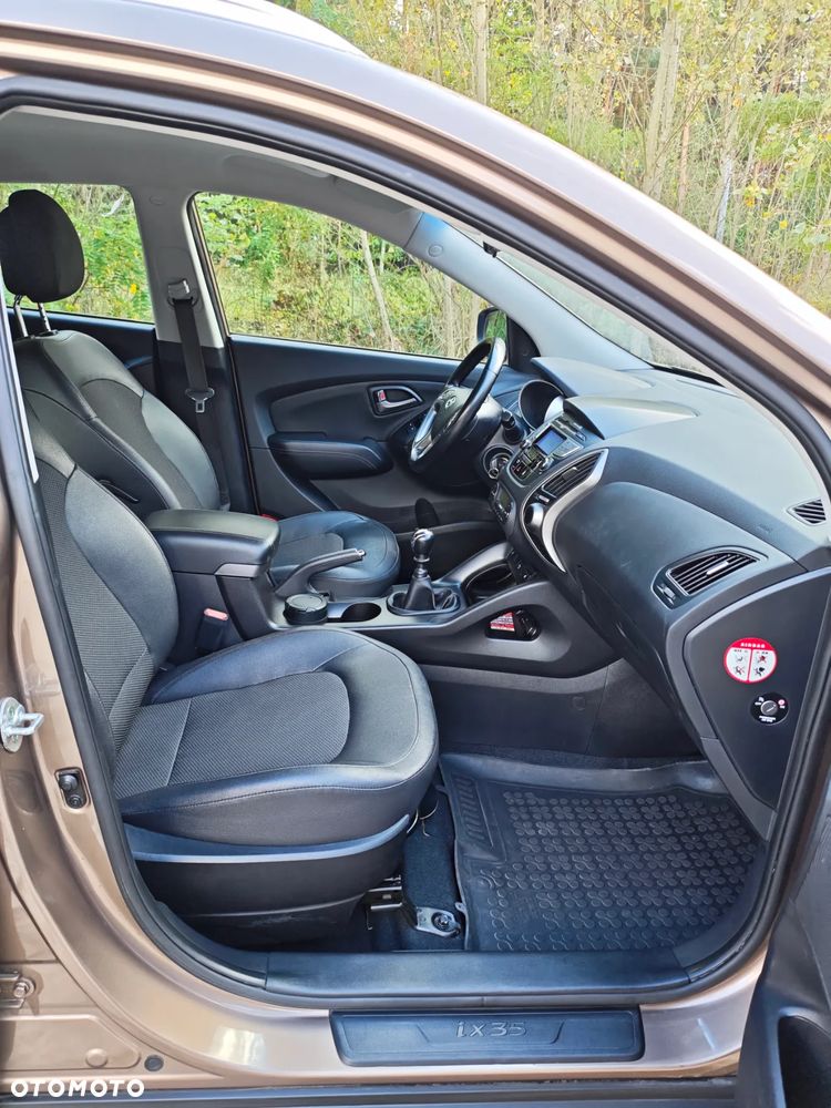 Hyundai Tucson blue 1.7 CRDi 2WD Style - 30