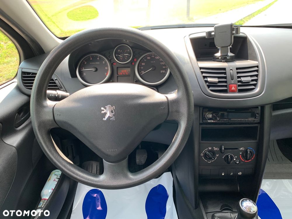 Peugeot 207 1.4 Trendy - 14
