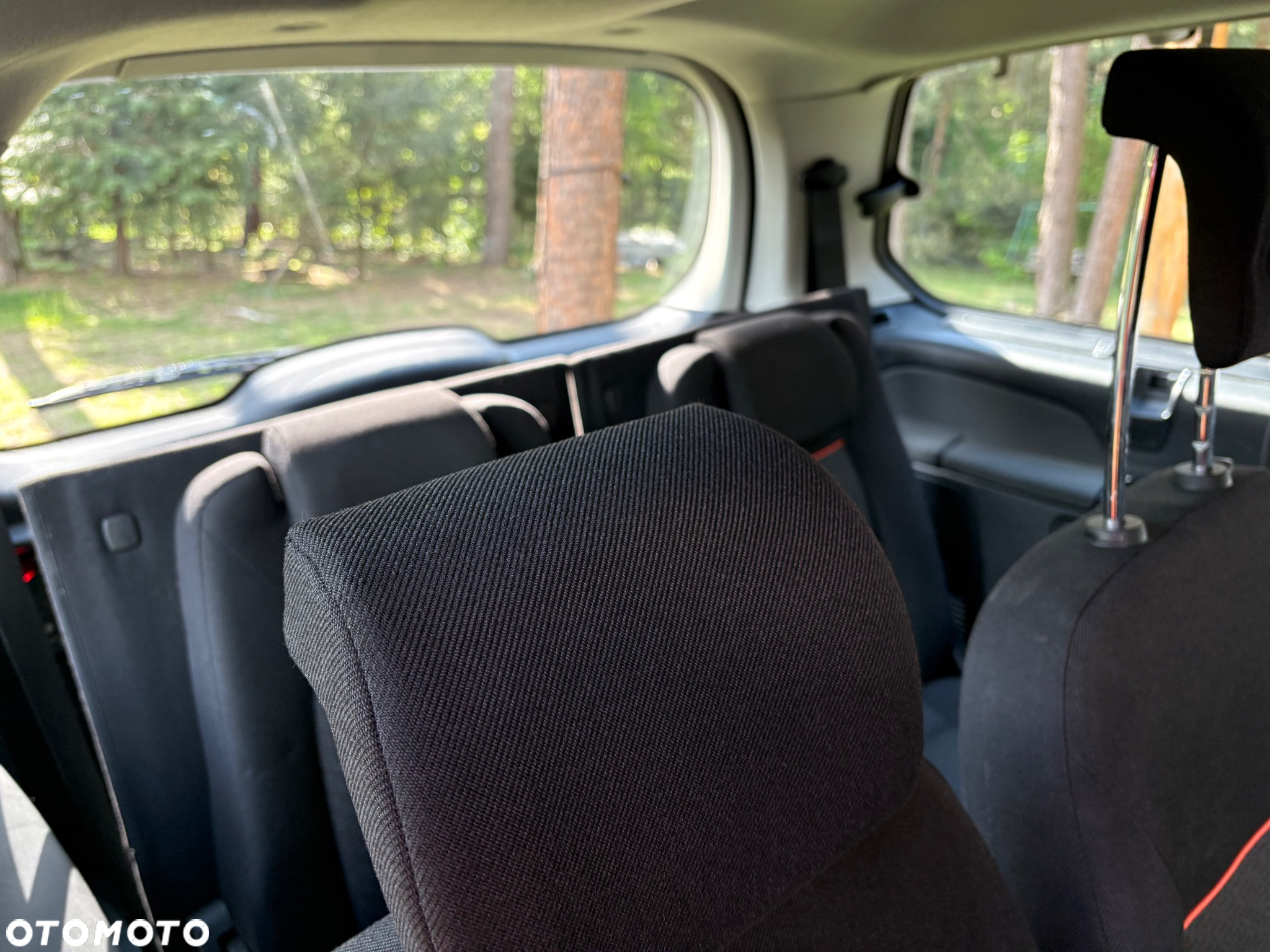 Ford Galaxy 2.0 TDCi DPF Ambiente - 7