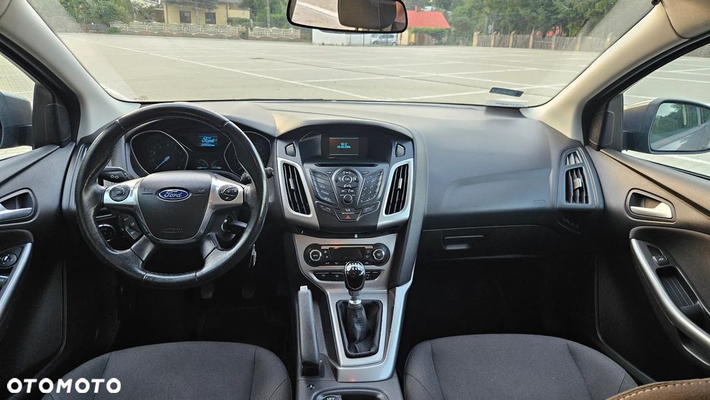 Ford Focus 1.0 EcoBoost Trend - 12