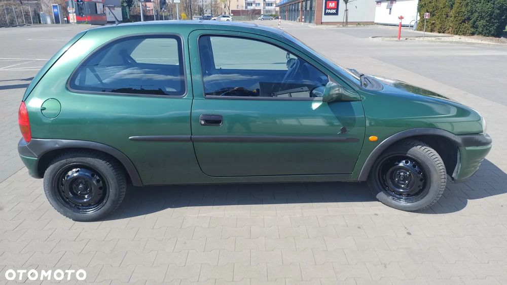 Opel Corsa 1.2 City 16v - 3