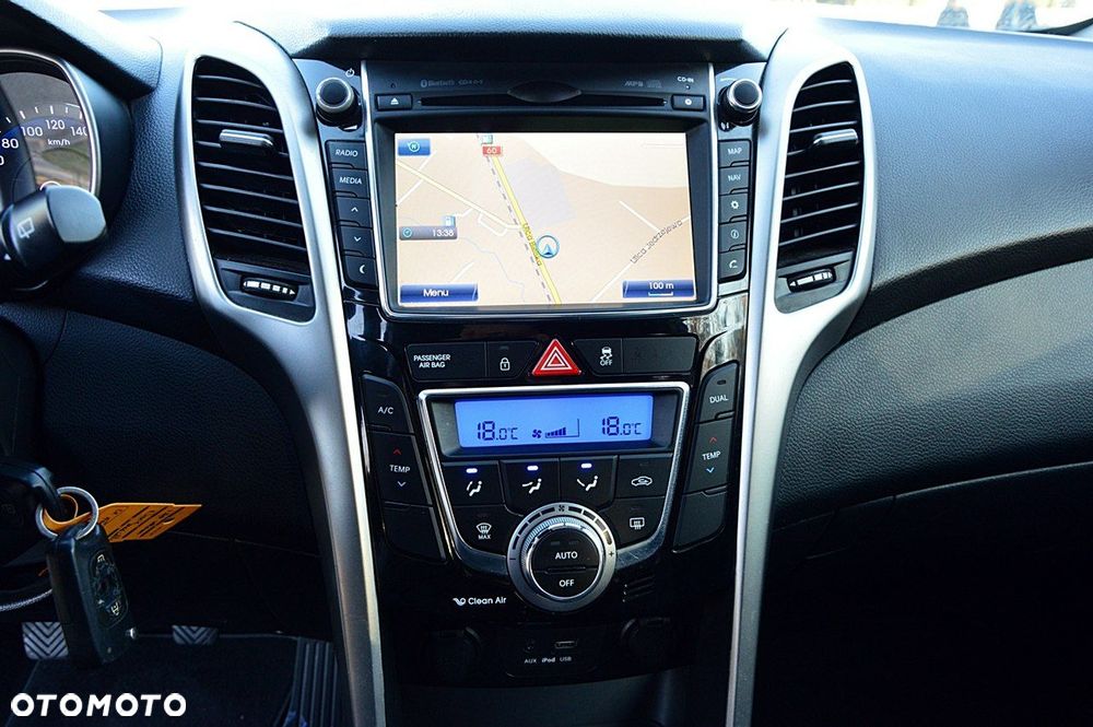 Hyundai i30 1.6 CRDi BlueDrive Comfort - 32