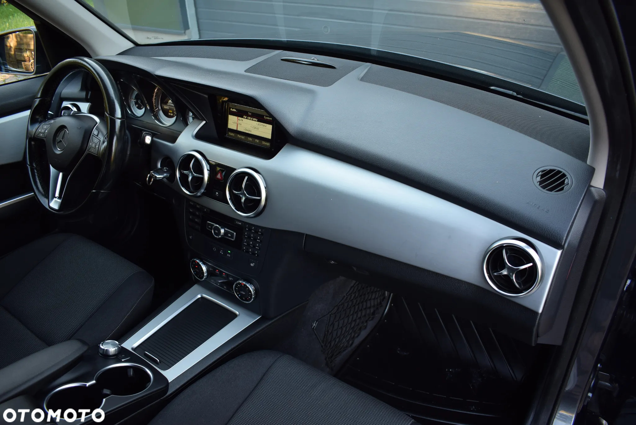 Mercedes-Benz GLK - 37