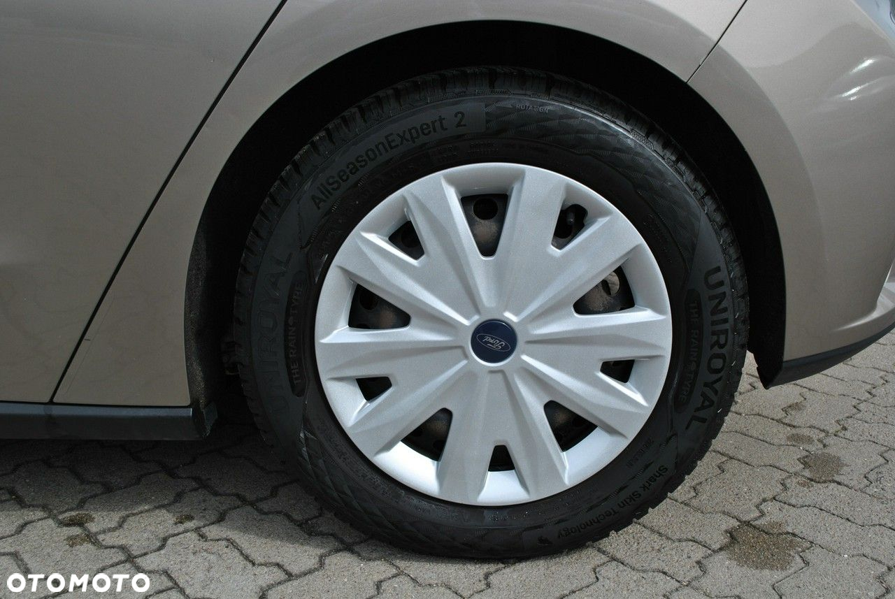 Ford Focus 1.0 EcoBoost Trend - 24