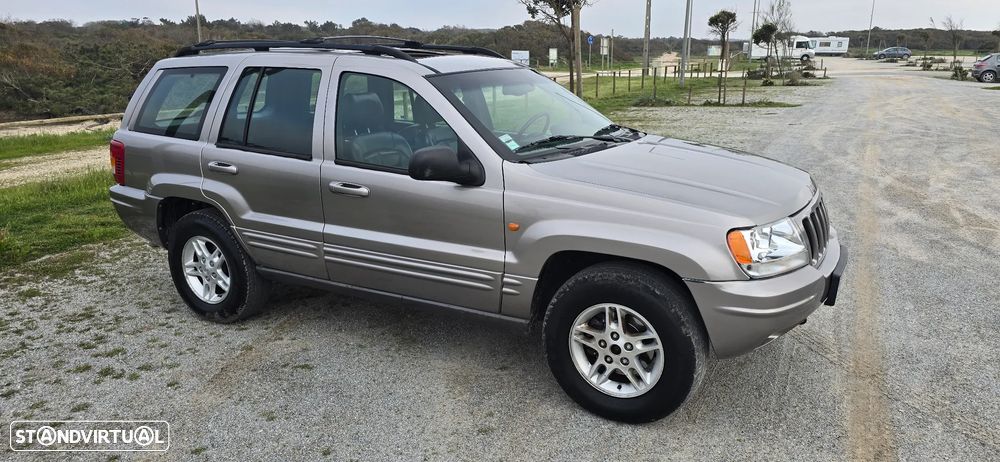 Jeep Grand Cherokee - 13