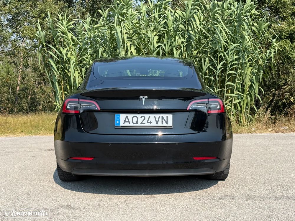 Tesla Model 3 Standard Range Plus RWD - 3