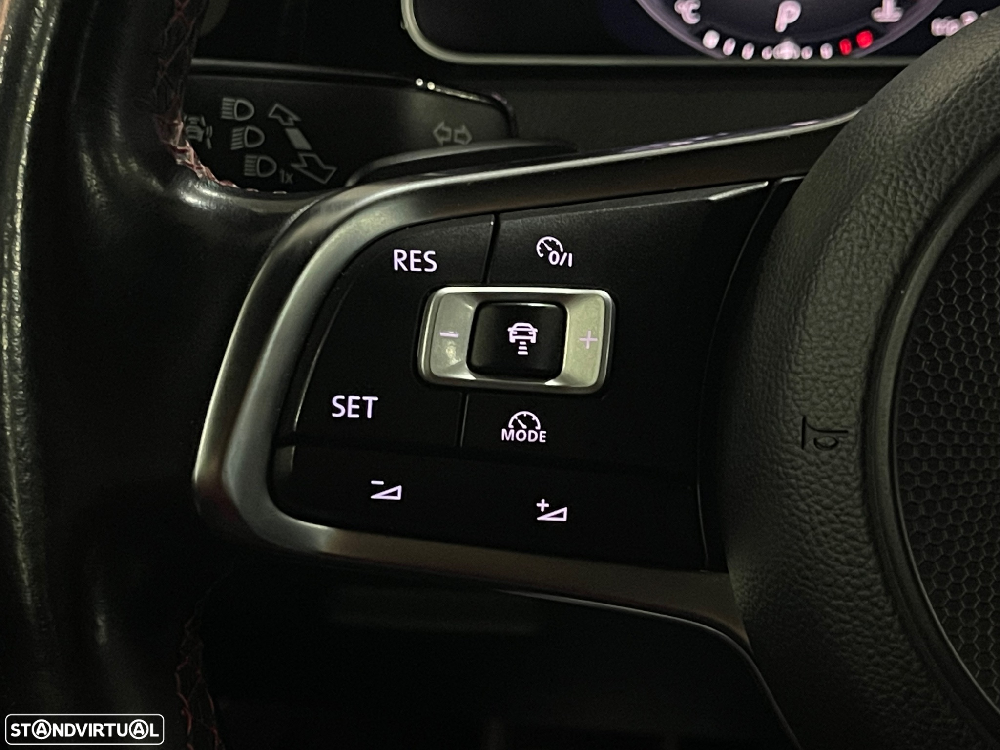 VW Golf 2.0 TSI GTI DSG Performance - 11