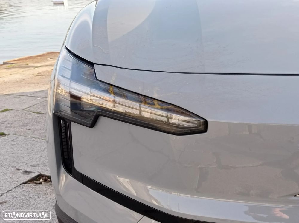 Volvo EX30 Single Motor RWD Core - 16