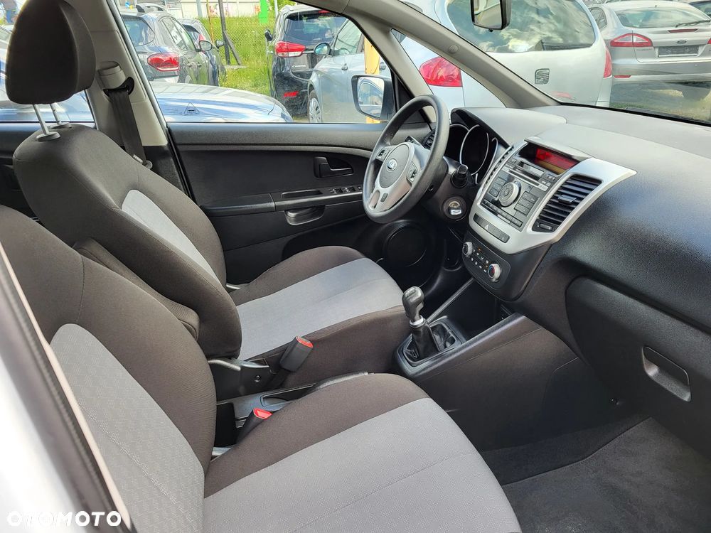 Kia Venga 1.6 CVVT Dream Team Edition - 18