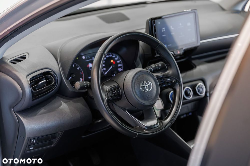 Toyota Yaris 1.5 Comfort - 30