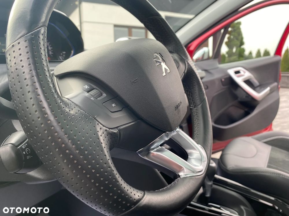 Peugeot 2008 1.2 Pure Tech Crossway S&S EAT6 - 26