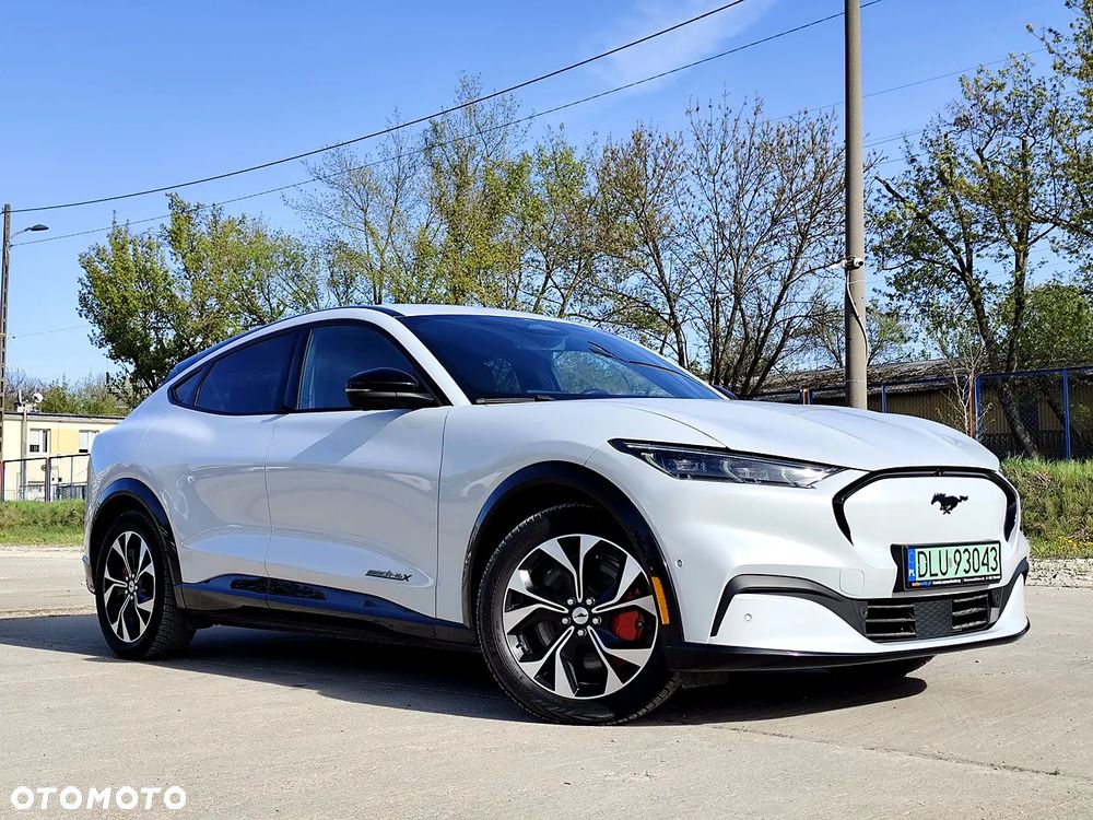 Ford Mustang Mach-E 91 kWh AWD Premium - 4