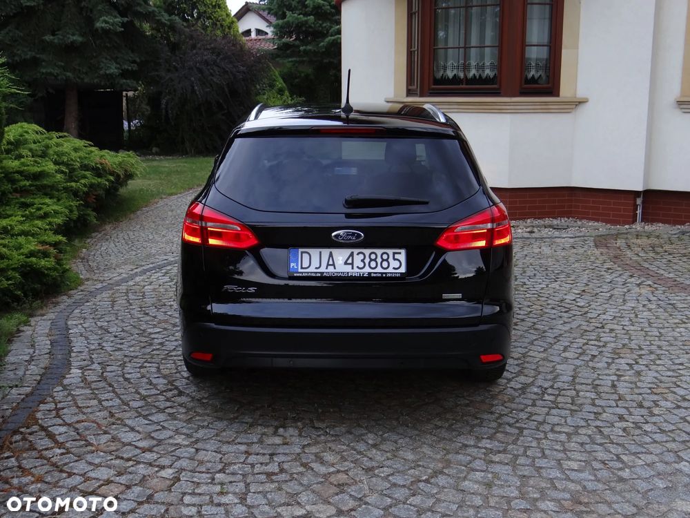 Ford Focus 1.0 EcoBoost Titanium ASS - 25