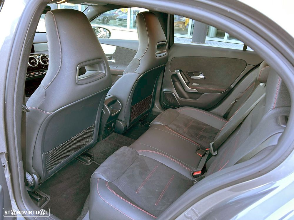 Mercedes-Benz A 200 7G-DCT AMG Line Advanced - 3