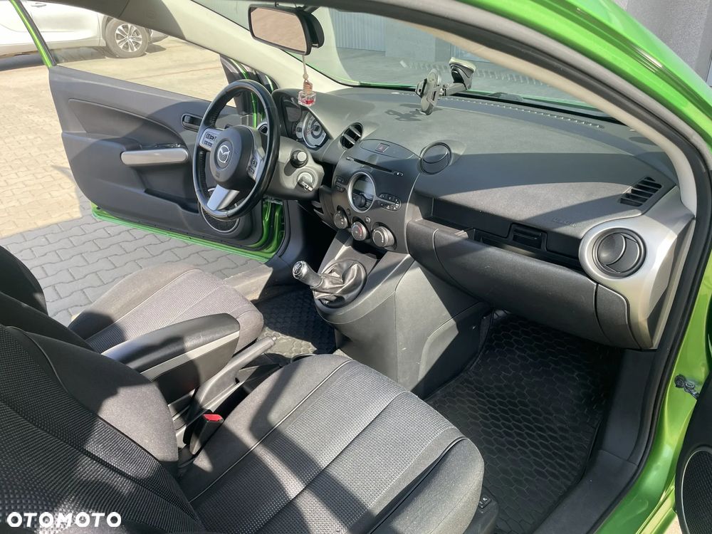 Mazda 2 1.5 Sport - 24