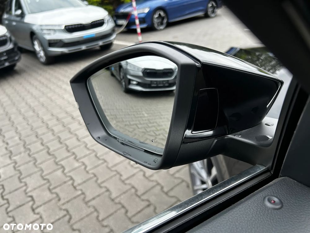 Skoda Superb 2.0 TDI SCR 4x4 L&K DSG - 12