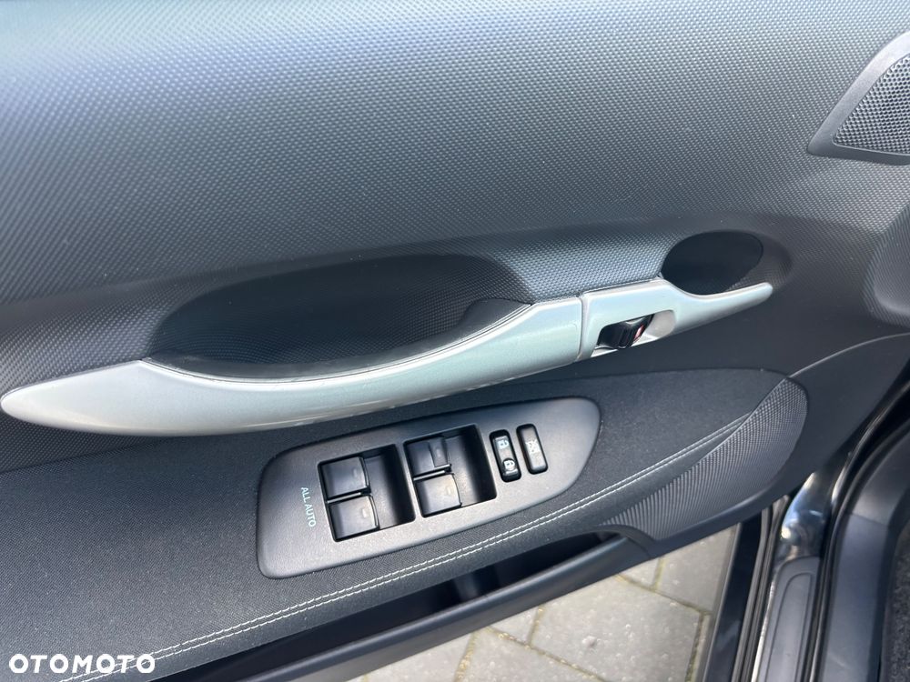 Toyota Auris 1.6 Life+ - 14
