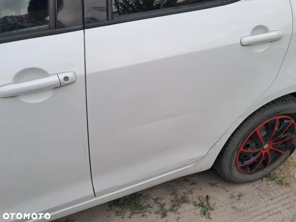 Suzuki Swift - 3