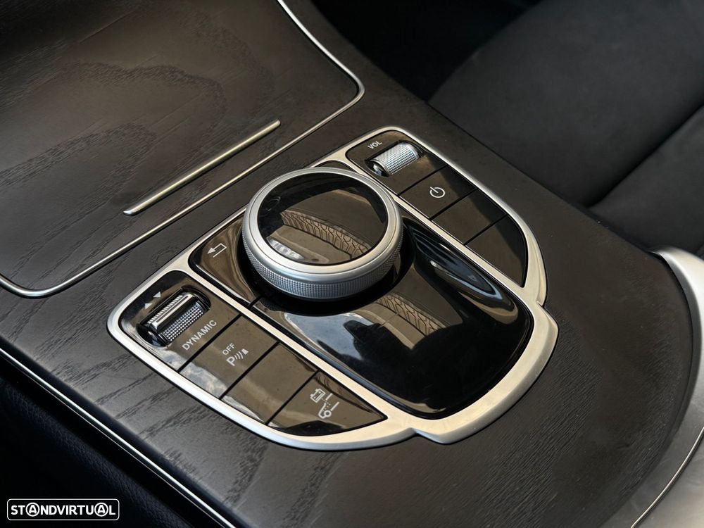 Mercedes-Benz C 300 de T 9G-TRONIC AMG Line - 32