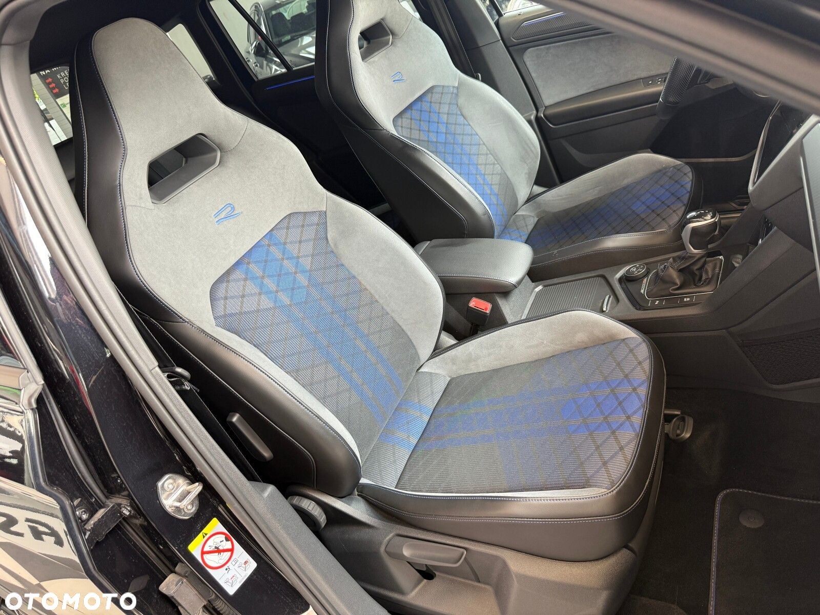 Volkswagen Tiguan - 16