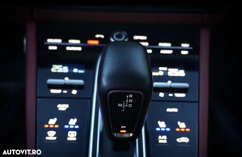 Porsche Cayenne S Tiptronic S Platinum Edition - 21