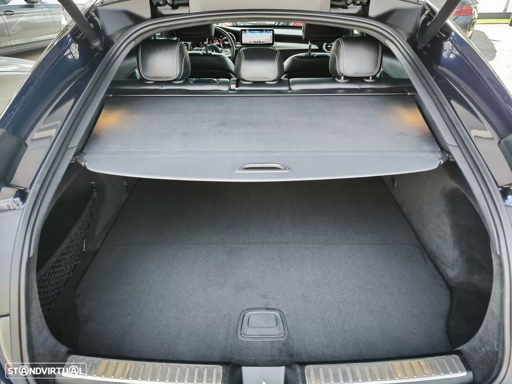 Mercedes-Benz GLC 220 d Coupe 4Matic 9G-TRONIC AMG Line Plus - 56
