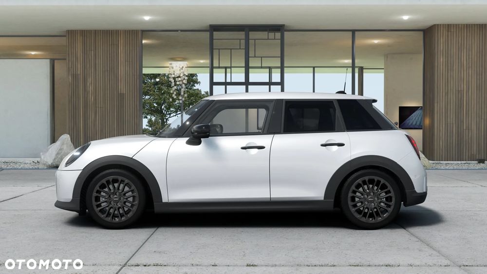 MINI Cooper C Blackyard - 2