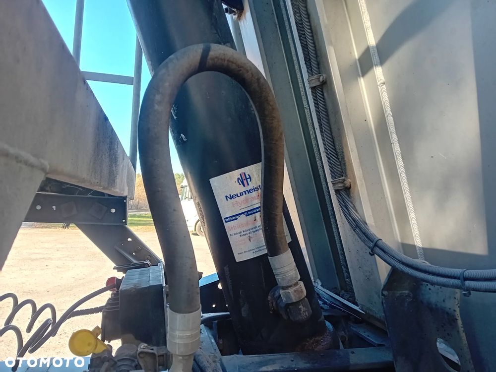 Schwarzmuller HKS - 5