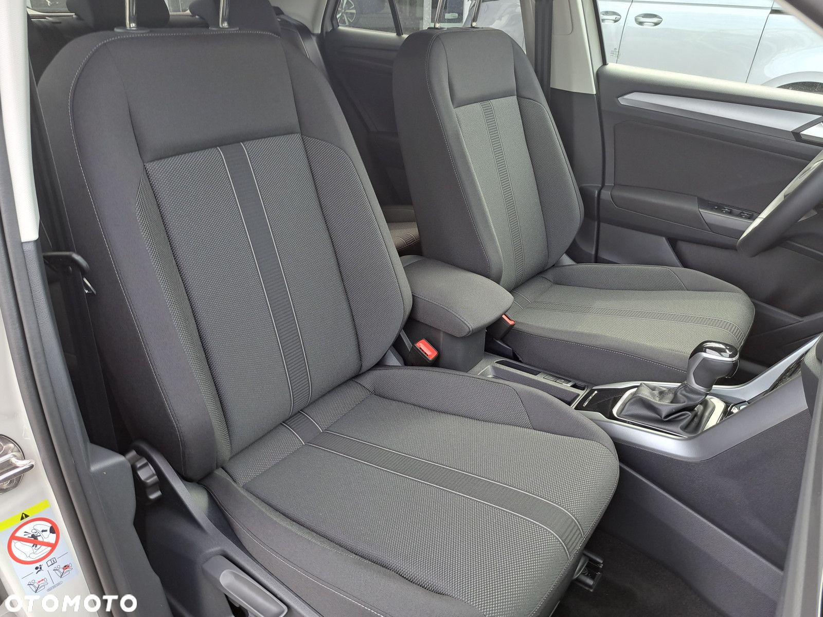 Volkswagen T-Roc 1.5 TSI Life Plus DSG - 14