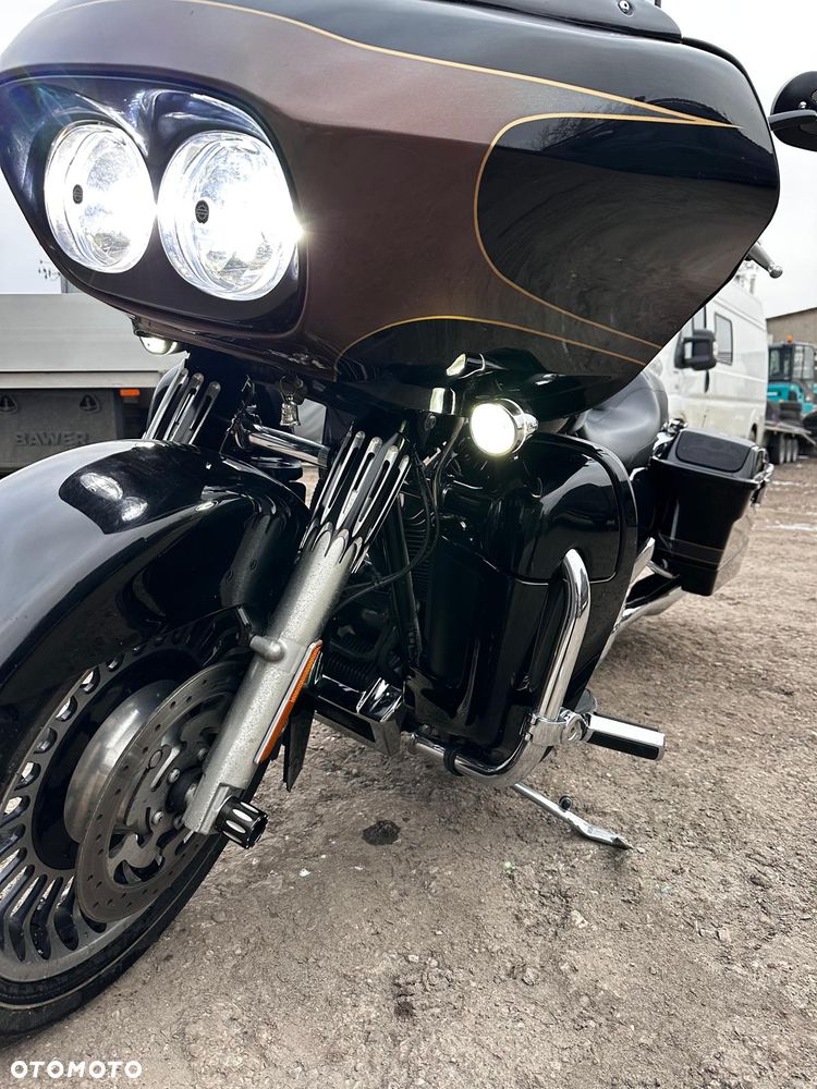 Harley-Davidson Touring Road Glide - 10