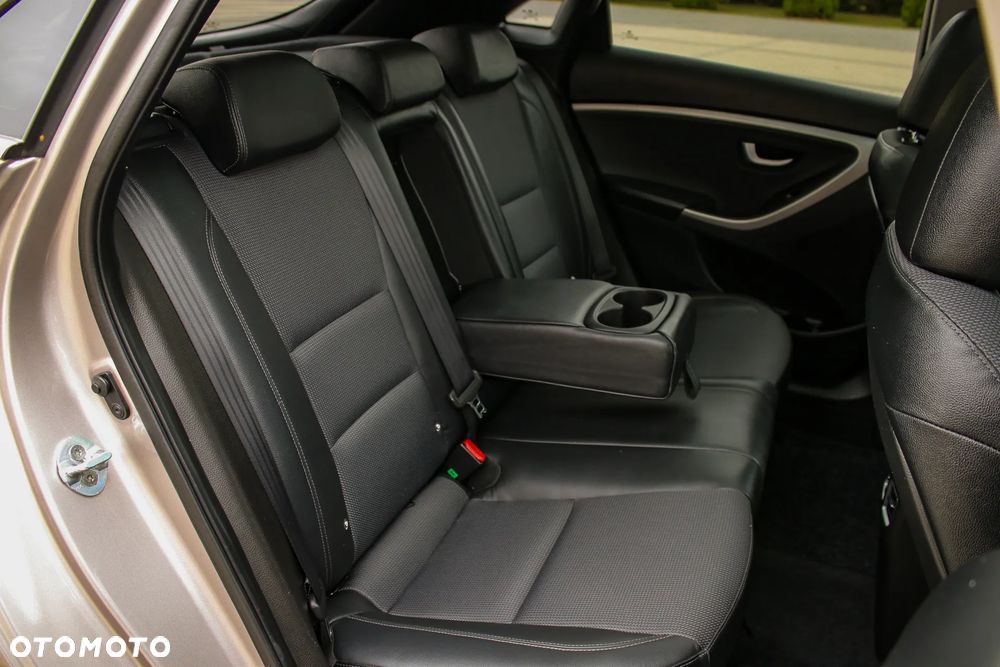 Hyundai i30 1.6 GDI DCT Premium - 21