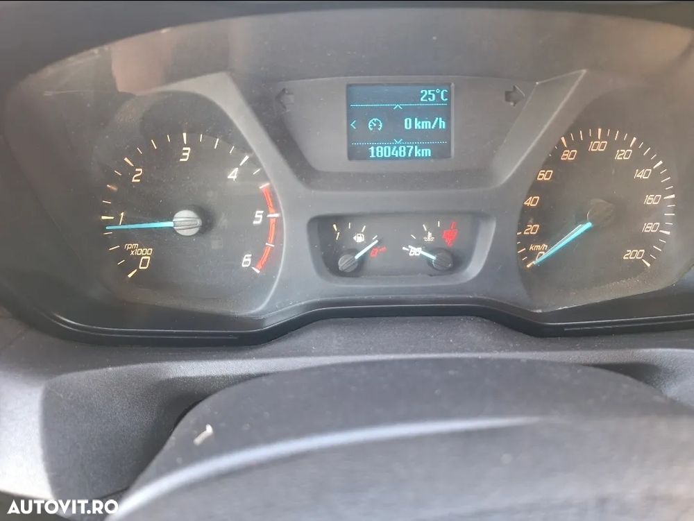 Ford Transit - 8