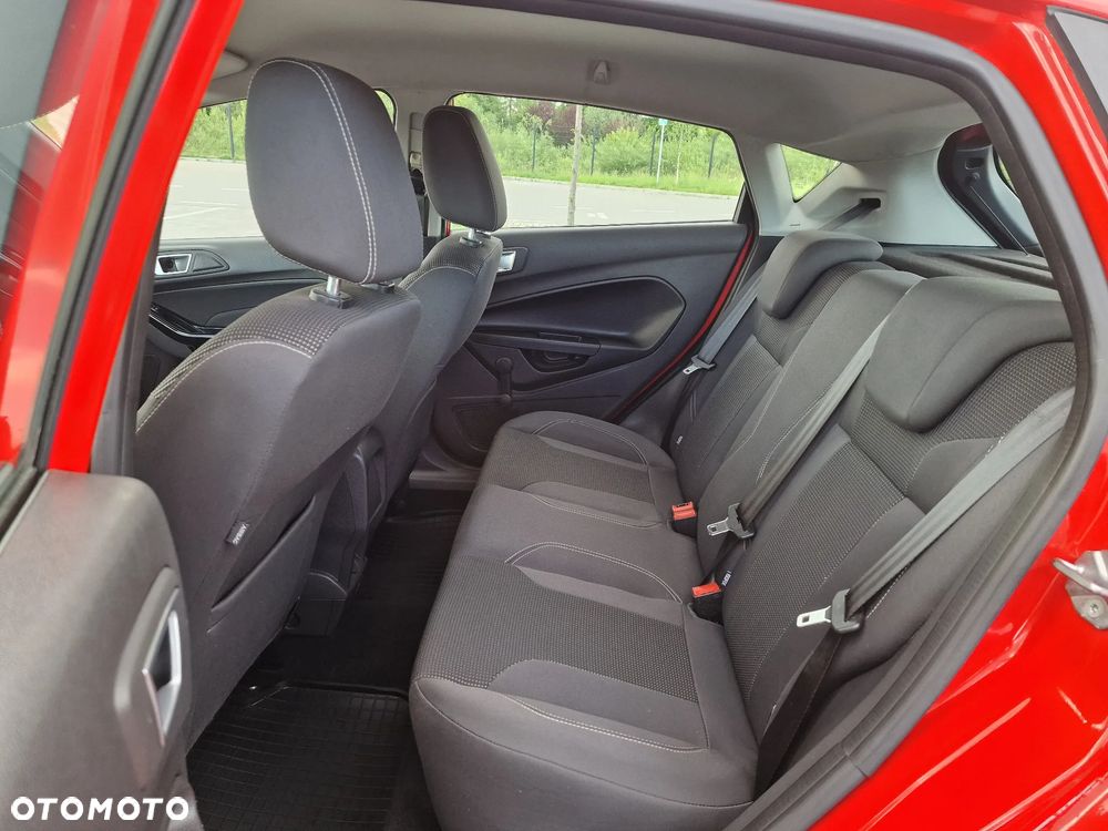 Ford Fiesta - 11
