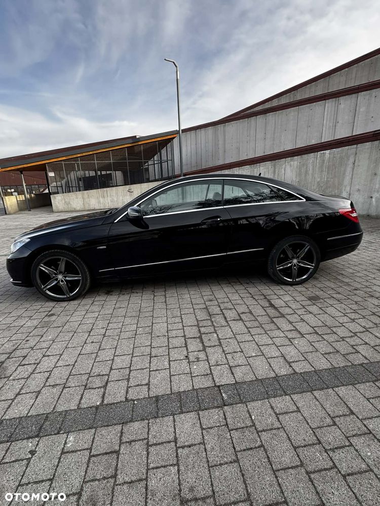 Mercedes-Benz Klasa E - 11