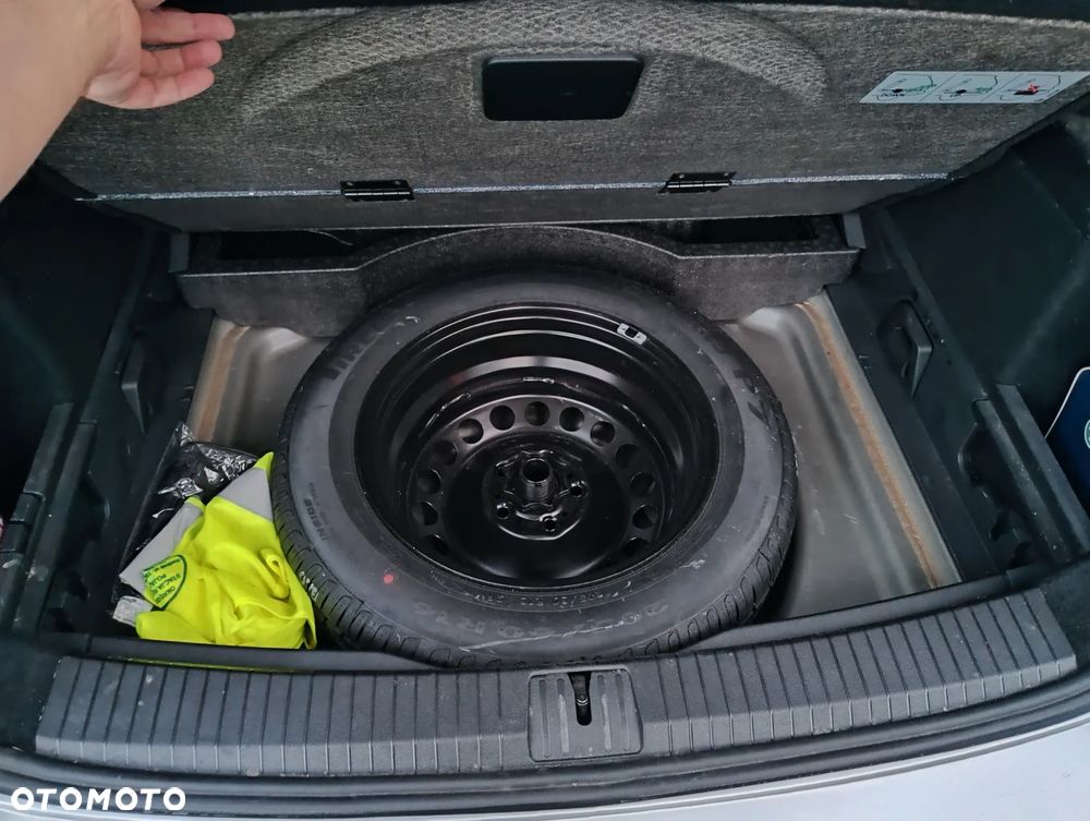 Volkswagen Touran 1.5 TSI EVO Highline - 15