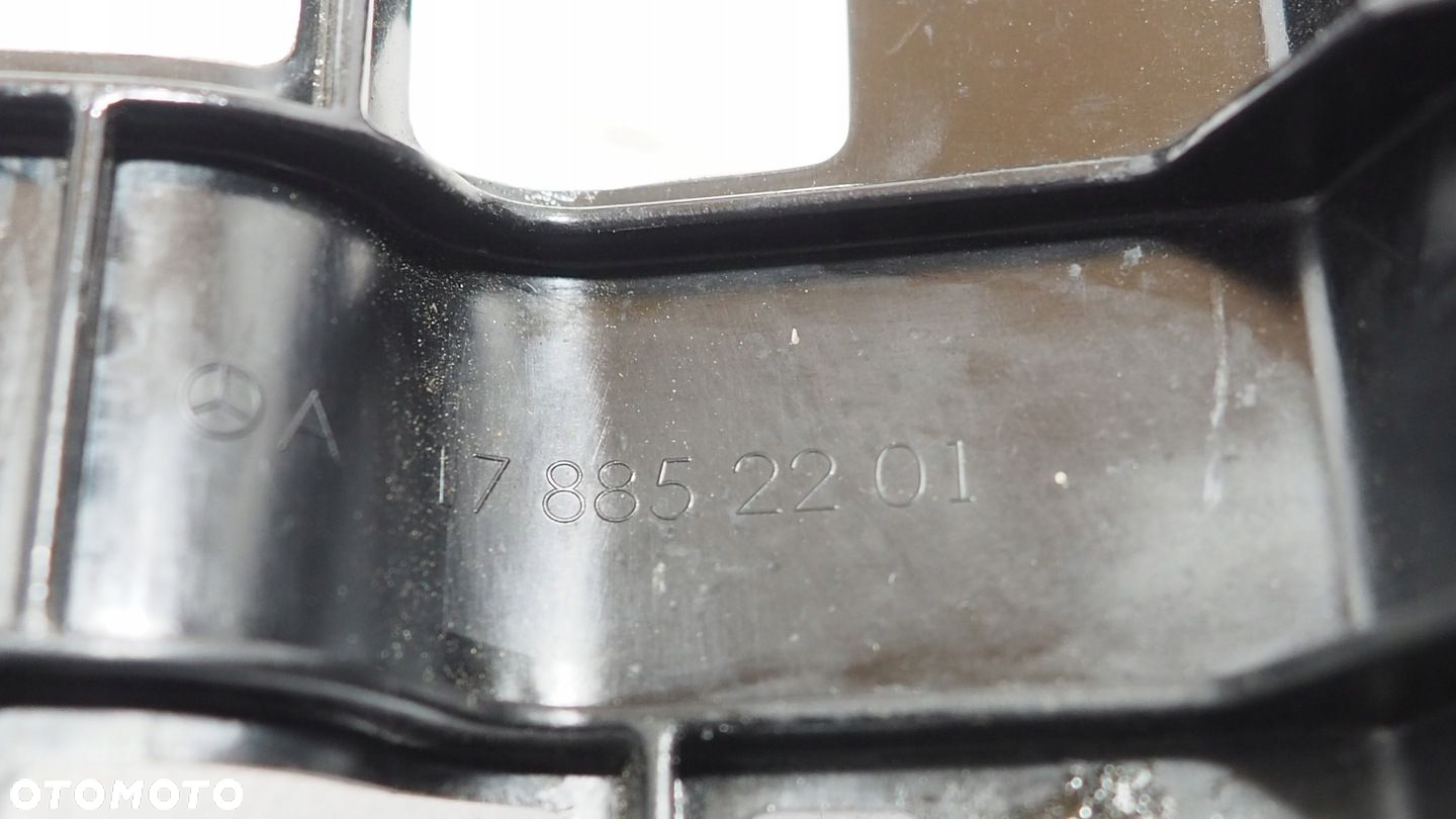 Mercedes CLA W117 ślizg zderzaka prawy tył A1178852201 - 5