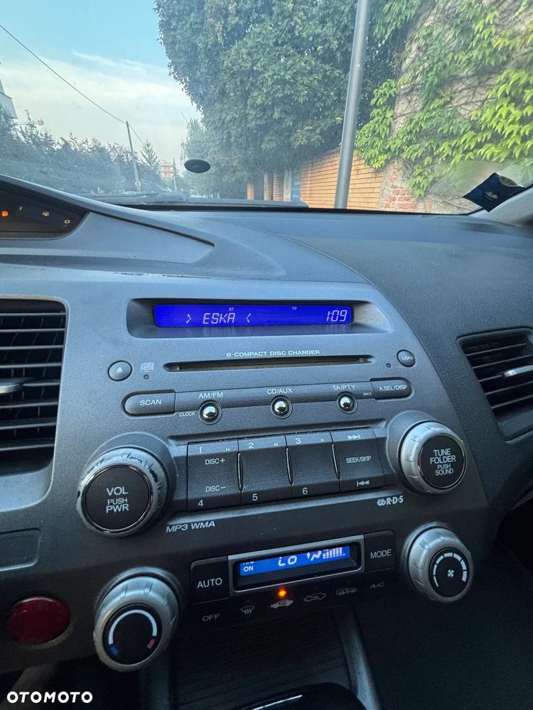 Honda Civic 1.3i-DSI i-VTEC IMA CVT Elegance - 25