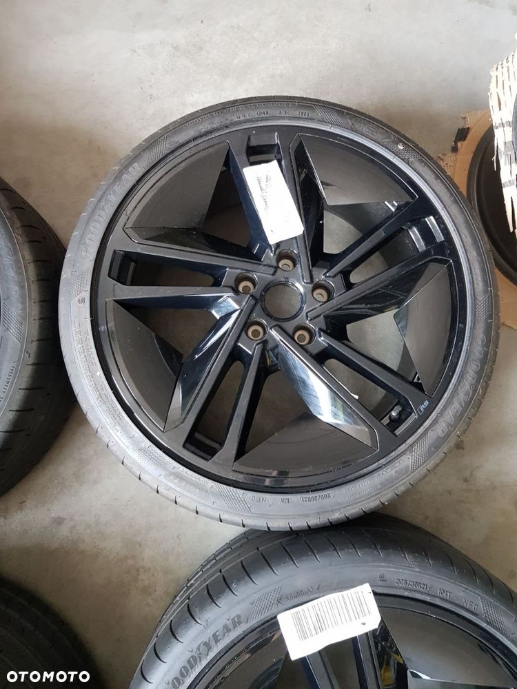 alufelgi 4j3301025m 4j3601025l audi etron rs 11.5' 9.5' 21'' 5x130 et66 60 - 5