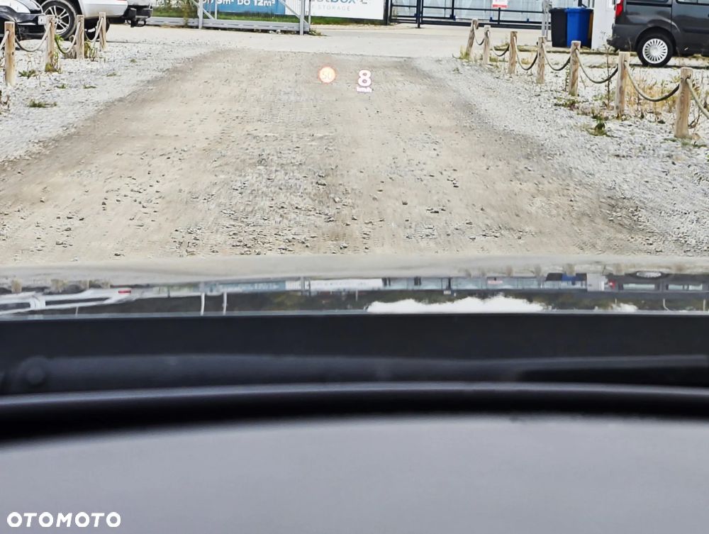 Mazda 3 2.0 mHEV Hikari - 29