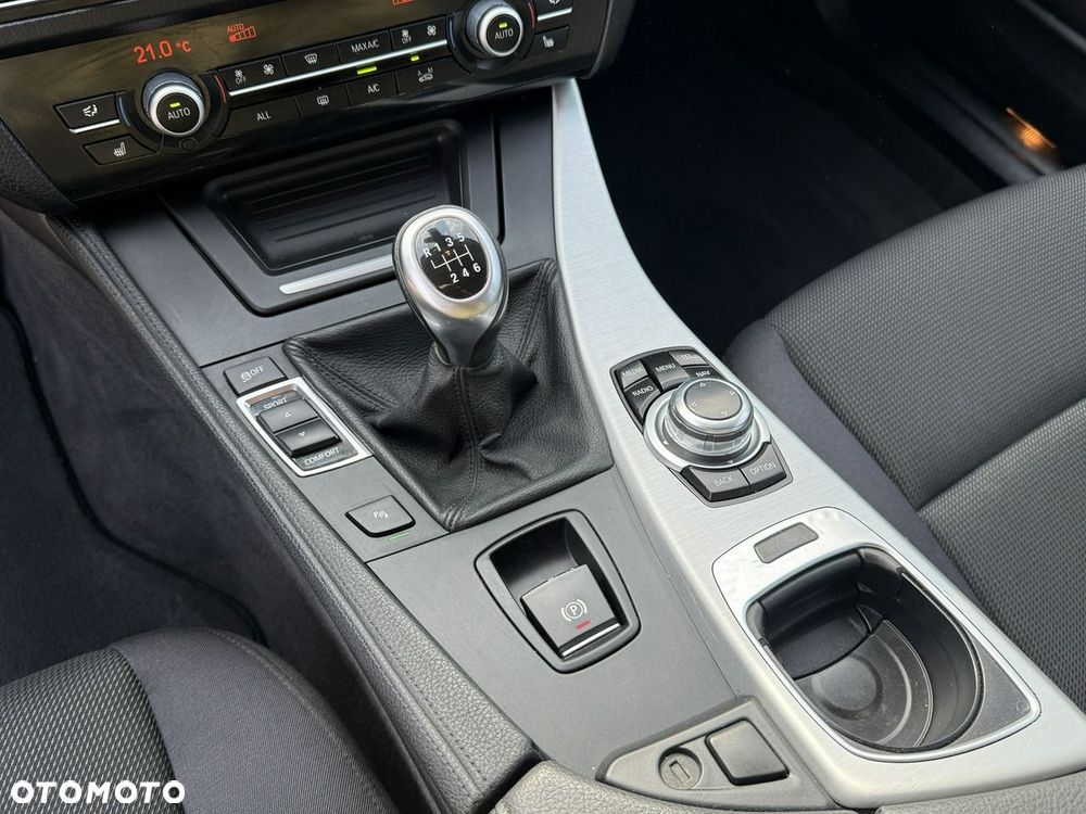 BMW Seria 5 - 29