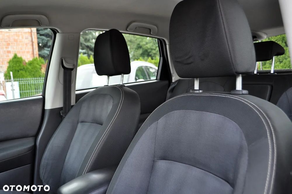 Nissan Qashqai - 22